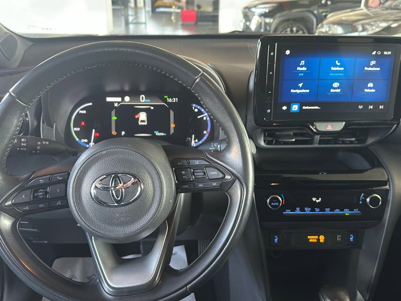 Toyota Yaris Cross usata a Napoli (10)