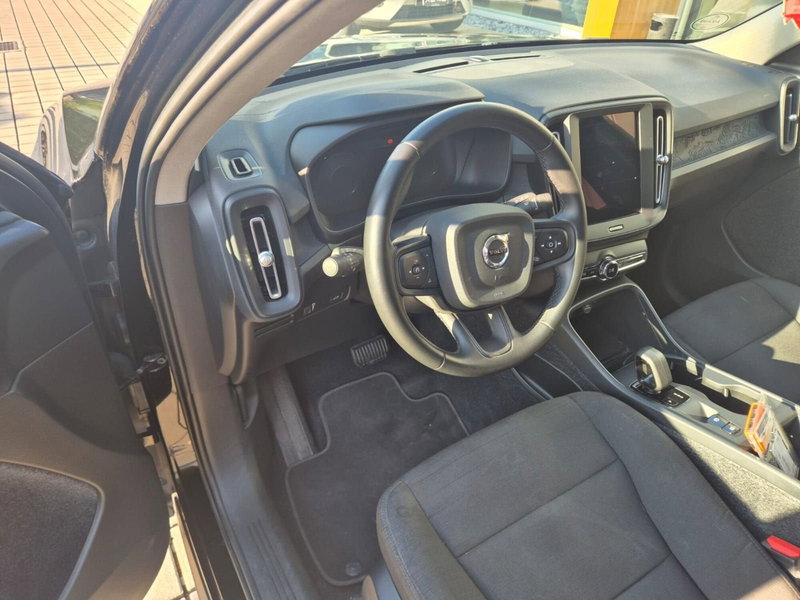 Volvo XC40 usata a Como (11)