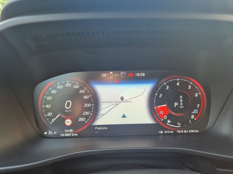 Volvo XC40 usata a Como (13)