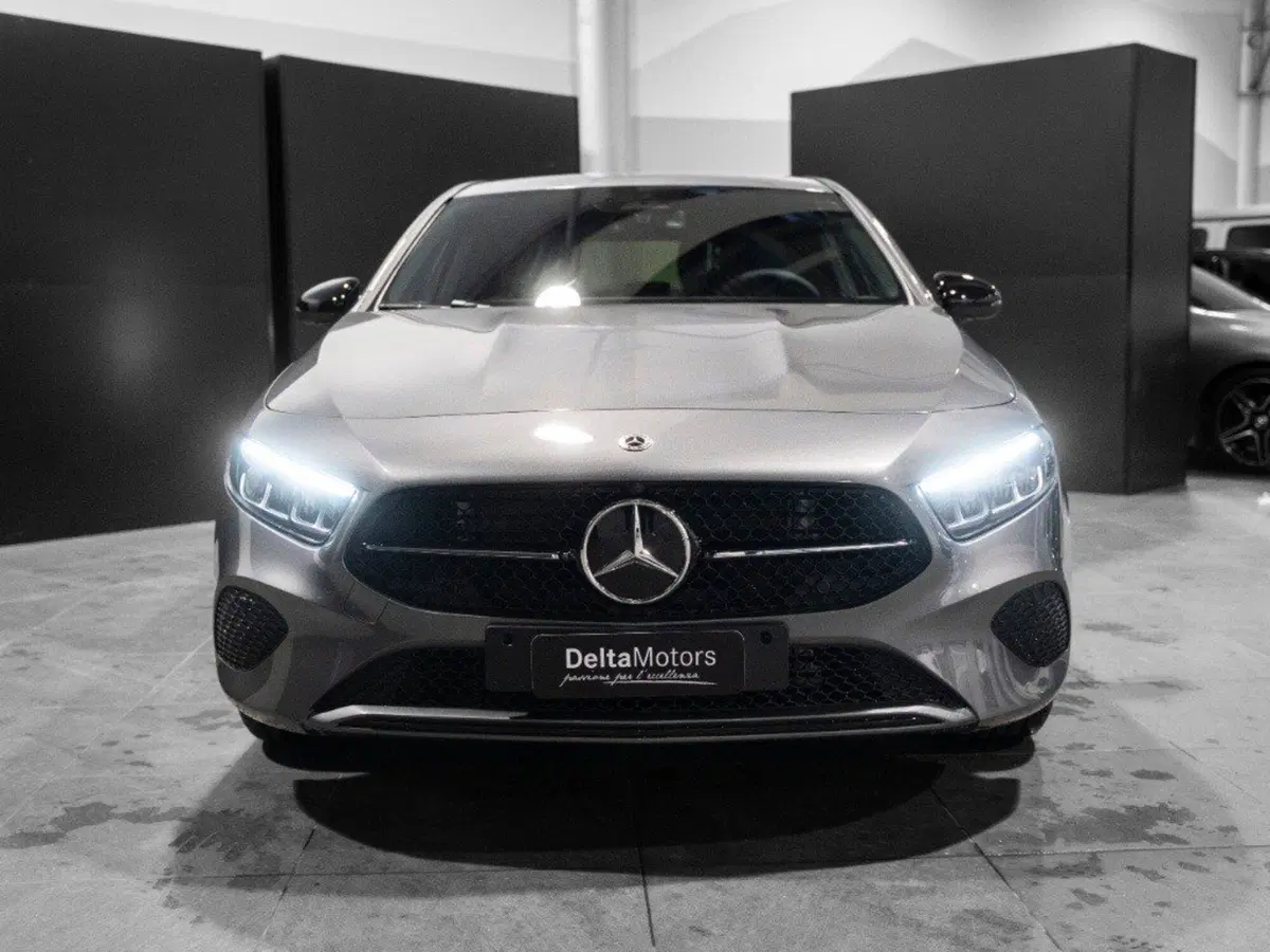 Mercedes-Benz Classe A nuova a Ancona (5)