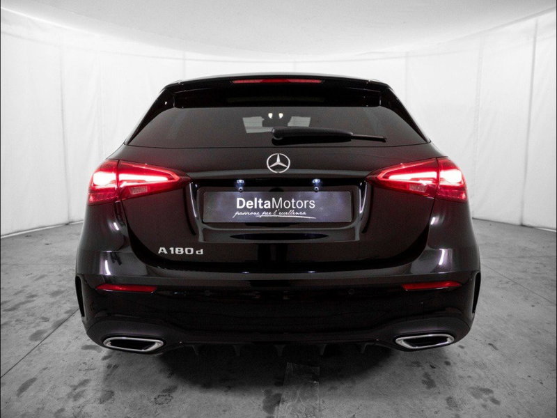 Mercedes-Benz Classe A Sedan nuova a Macerata (3)
