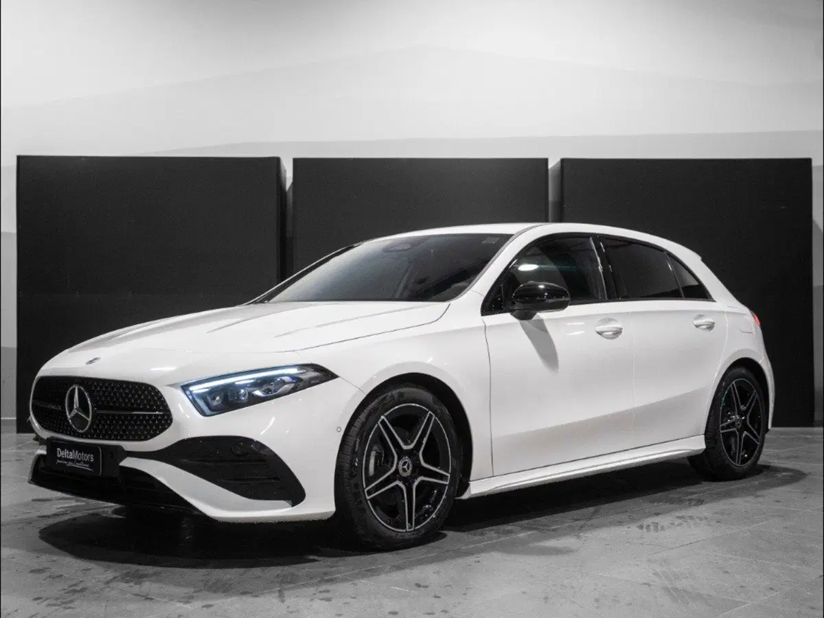 Mercedes-Benz Classe A Sedan nuova a Ancona
