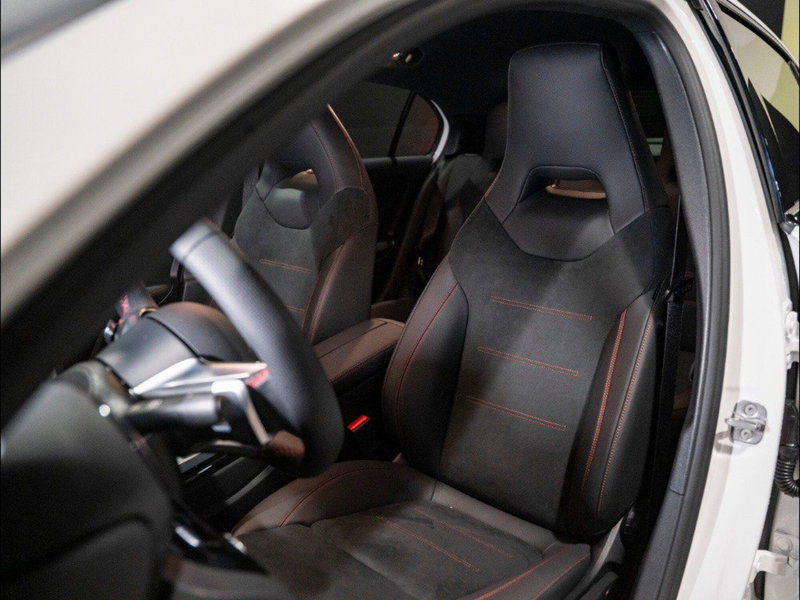 Mercedes-Benz Classe A Sedan nuova a Ancona (10)