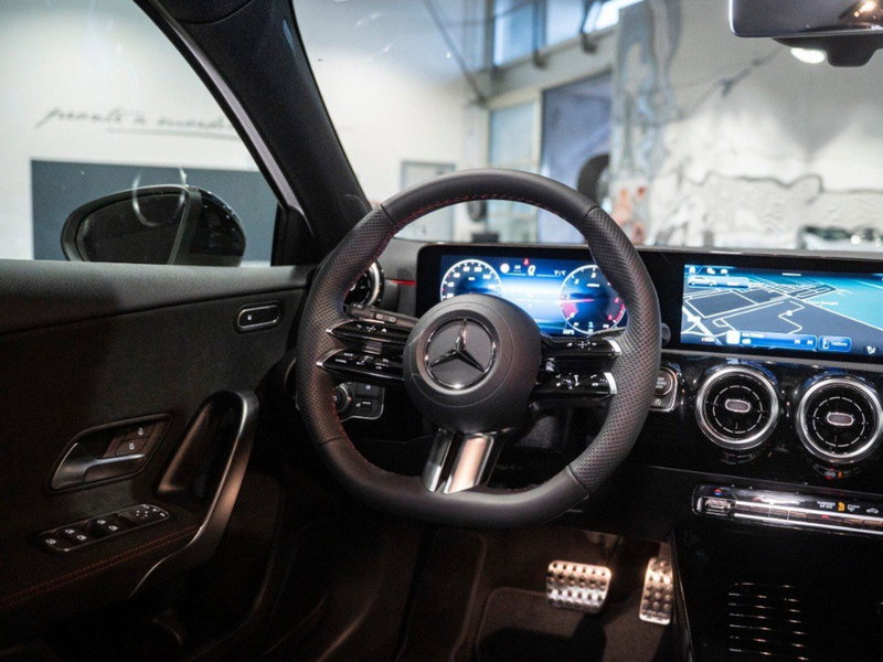 Mercedes-Benz Classe A Sedan nuova a Ancona (16)