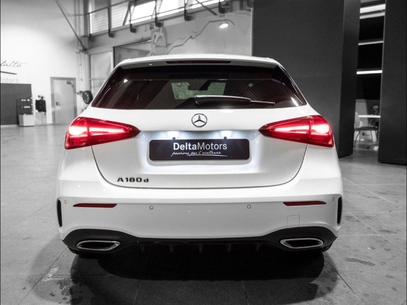 Mercedes-Benz Classe A Sedan nuova a Ancona (3)