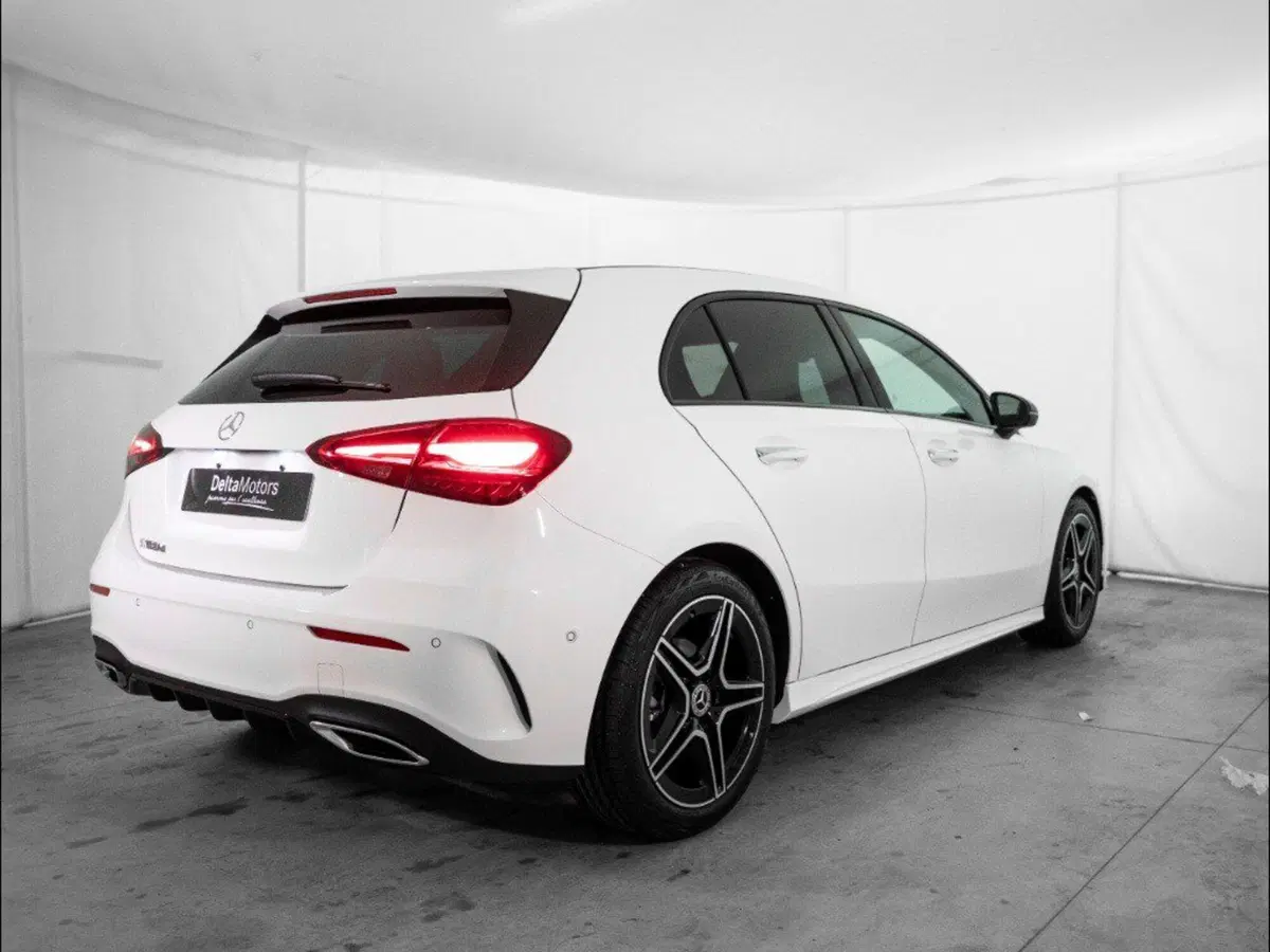 Mercedes-Benz Classe A Sedan nuova a Macerata (4)