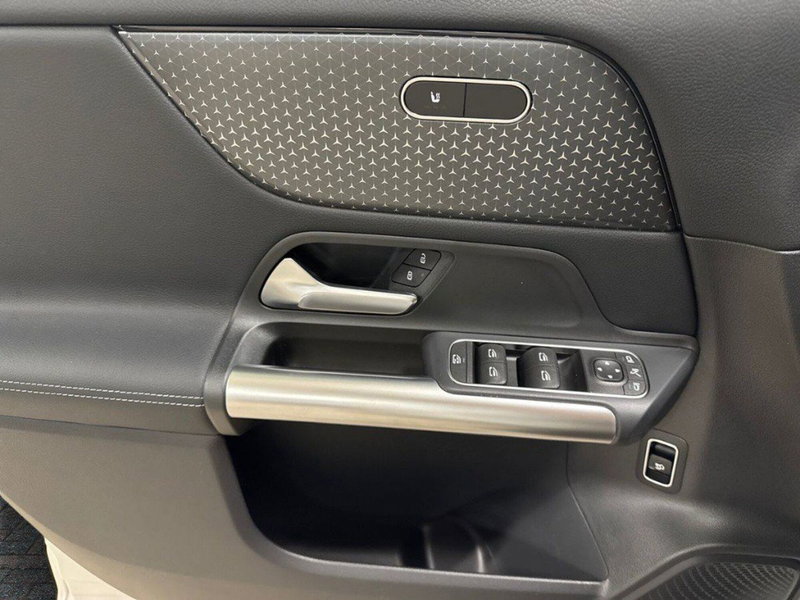 Mercedes-Benz GLA SUV nuova a Ancona (17)