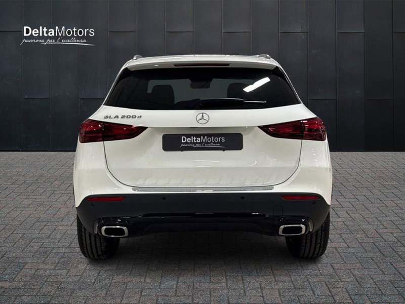 Mercedes-Benz GLA SUV nuova a Ancona (4)
