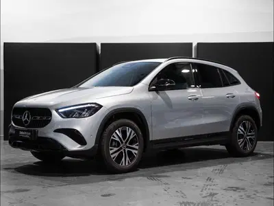 Mercedes-Benz GLA SUV 200 d Progressive Extra auto nuova a Ancona