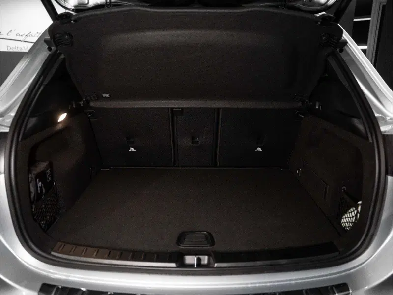 Mercedes-Benz GLA SUV nuova a Ancona (10)