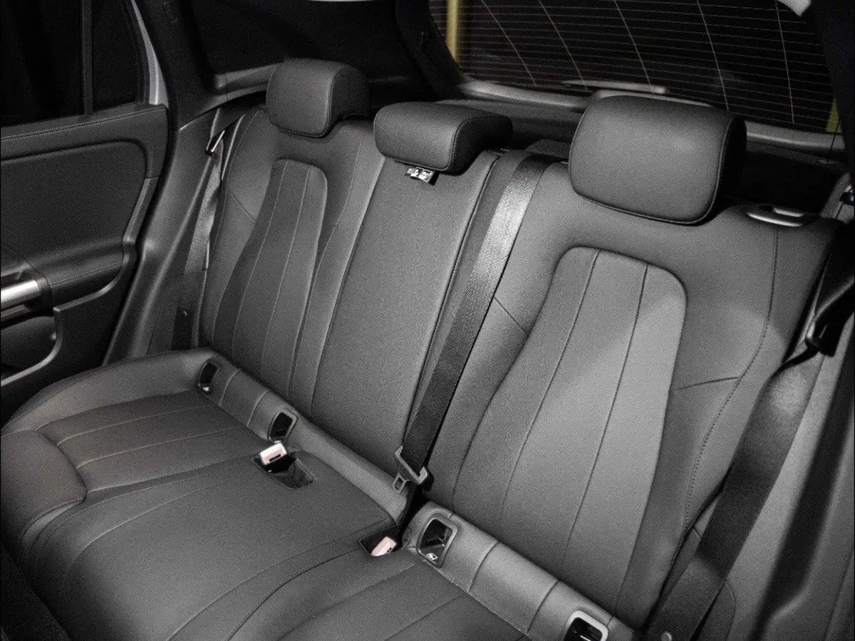 Mercedes-Benz GLA SUV nuova a Ancona (12)