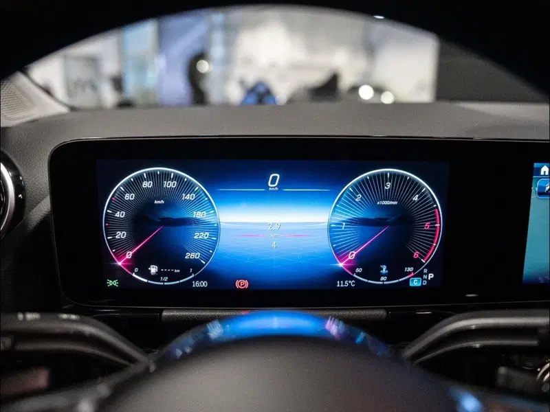 Mercedes-Benz GLA SUV nuova a Ancona (14)