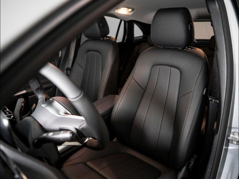 Mercedes-Benz GLA SUV nuova a Macerata (11)