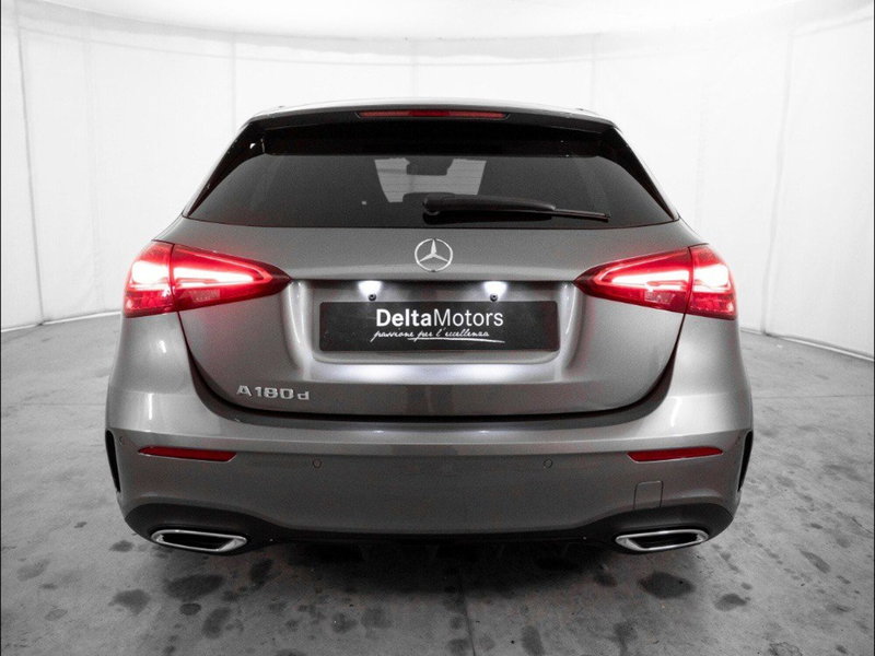 Mercedes-Benz Classe A Sedan nuova a Macerata (3)