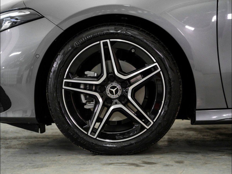 Mercedes-Benz Classe A Sedan nuova a Macerata (7)