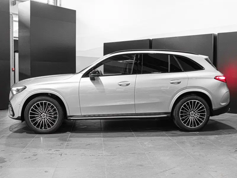 Mercedes-Benz GLC Coupé nuova a Ancona (2)