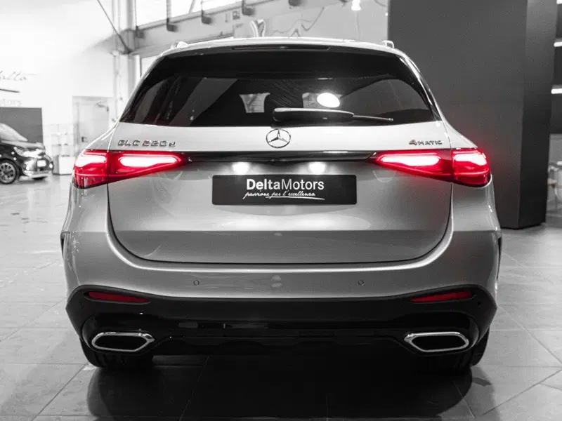 Mercedes-Benz GLC Coupé nuova a Ancona (3)