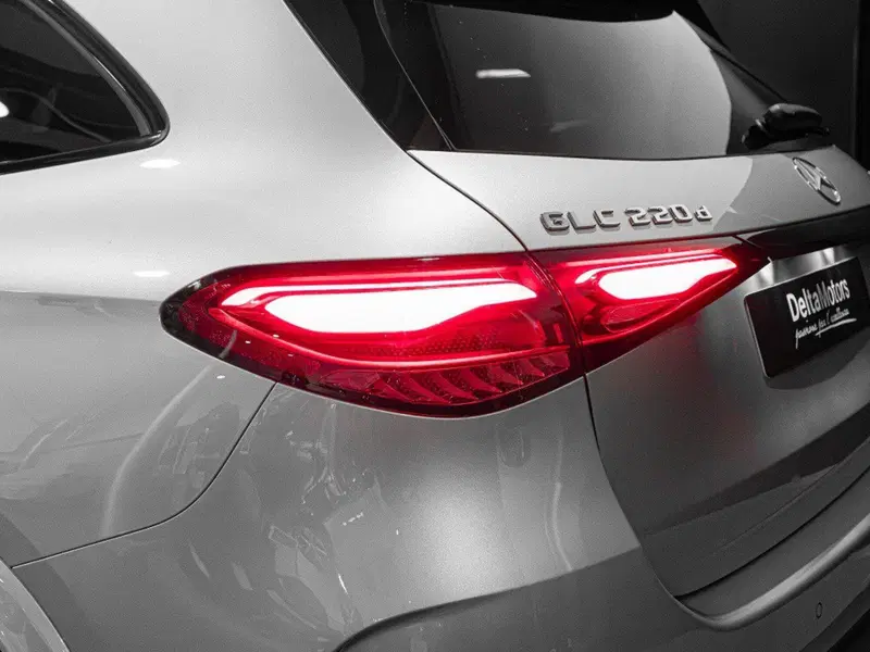 Mercedes-Benz GLC Coupé nuova a Ancona (8)