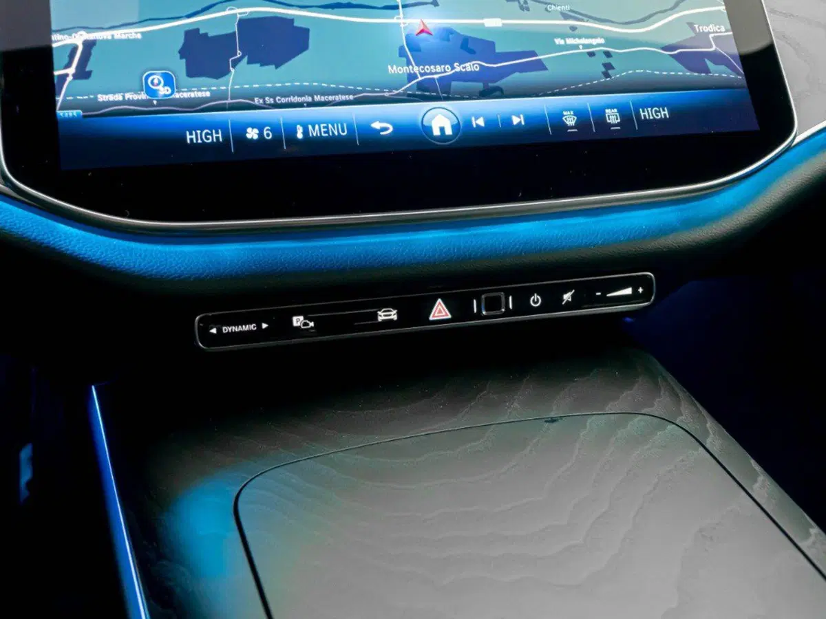 Mercedes-Benz Classe E Station Wagon nuova a Ancona (16)