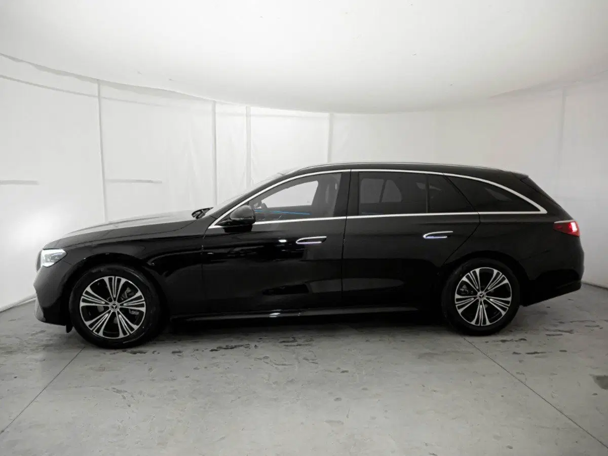 Mercedes-Benz Classe E Station Wagon nuova a Ancona (5)