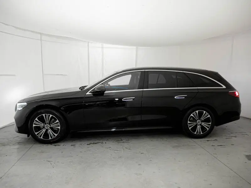 Mercedes-Benz Classe E Station Wagon nuova a Ancona (5)