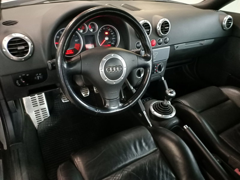 Audi TT Coupé usata a Torino (11)