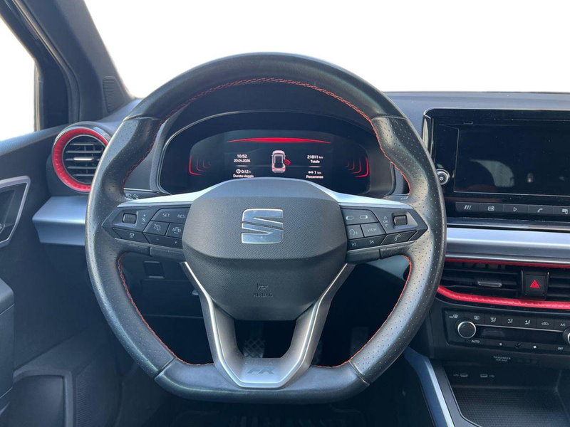 SEAT Arona usata a Siena (13)