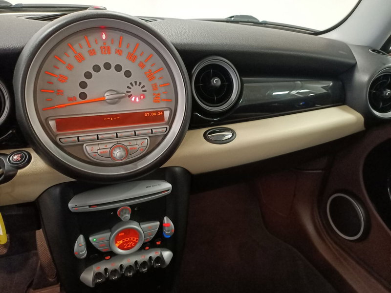 MINI Mini Clubman usata a Torino (11)