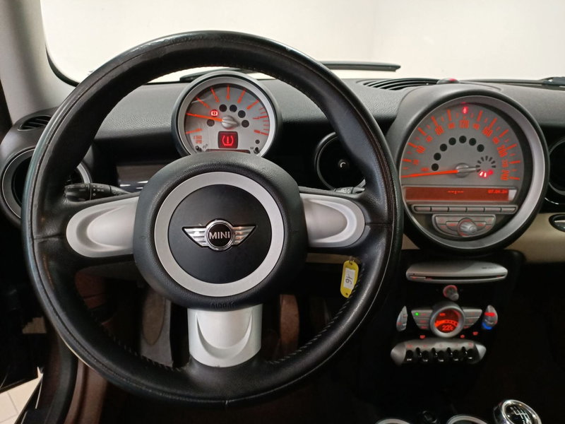 MINI Mini Clubman usata a Torino (13)