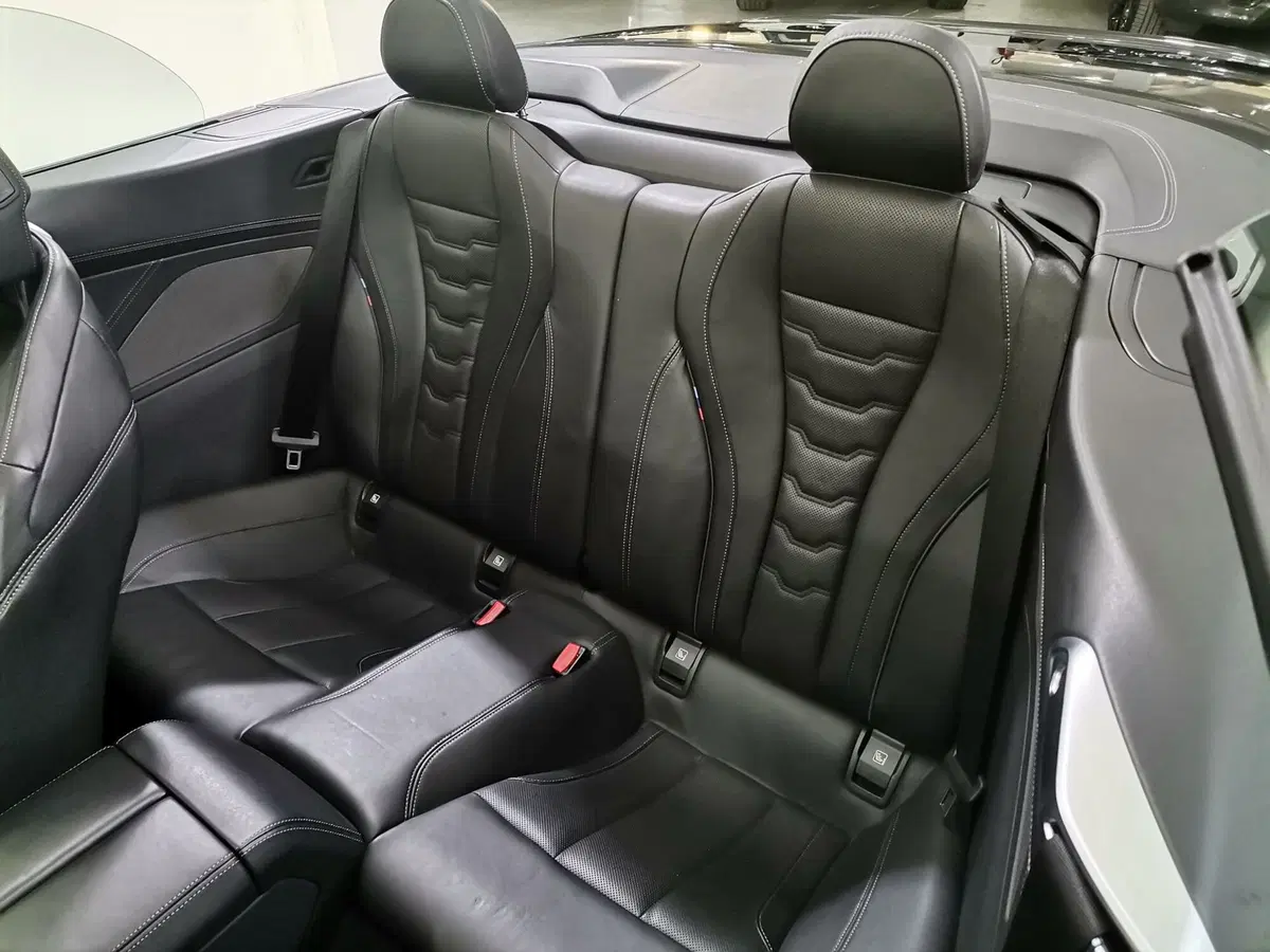 BMW Serie 8 Cabrio usata a Salerno (11)
