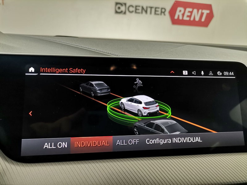 BMW Serie 1 usata a Salerno (12)