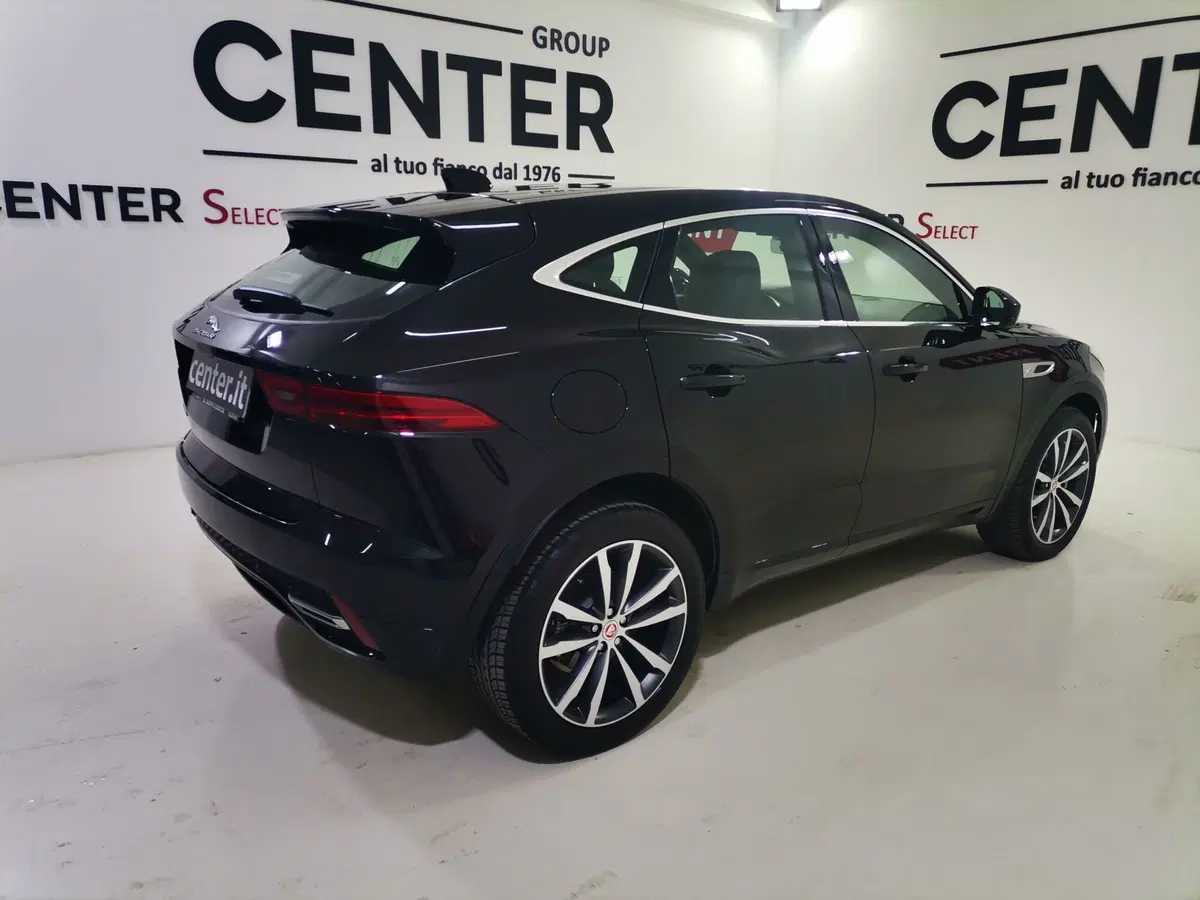 Jaguar E-Pace usata a Salerno (6)