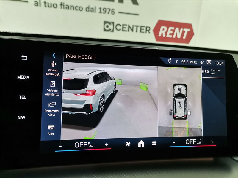 BMW iX1 usata a Salerno (14)