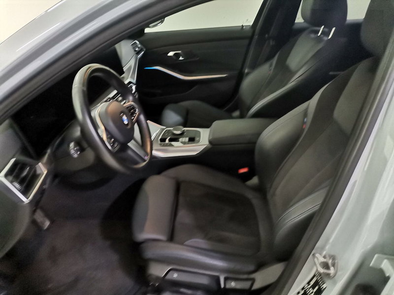 BMW Serie 3 usata a Salerno (9)