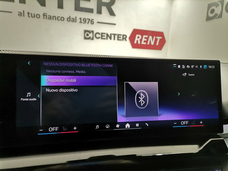 BMW Serie 5 nuova a Salerno (12)