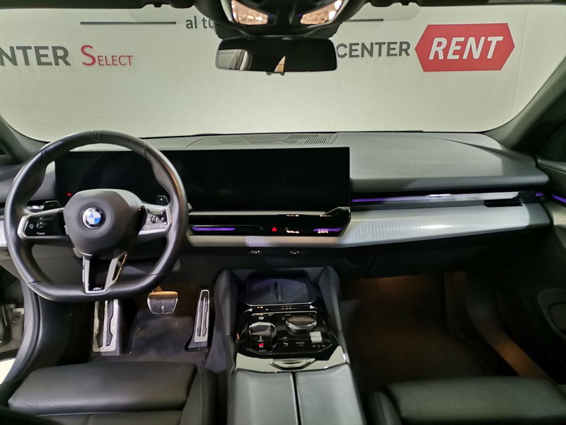 BMW Serie 5 nuova a Salerno (6)