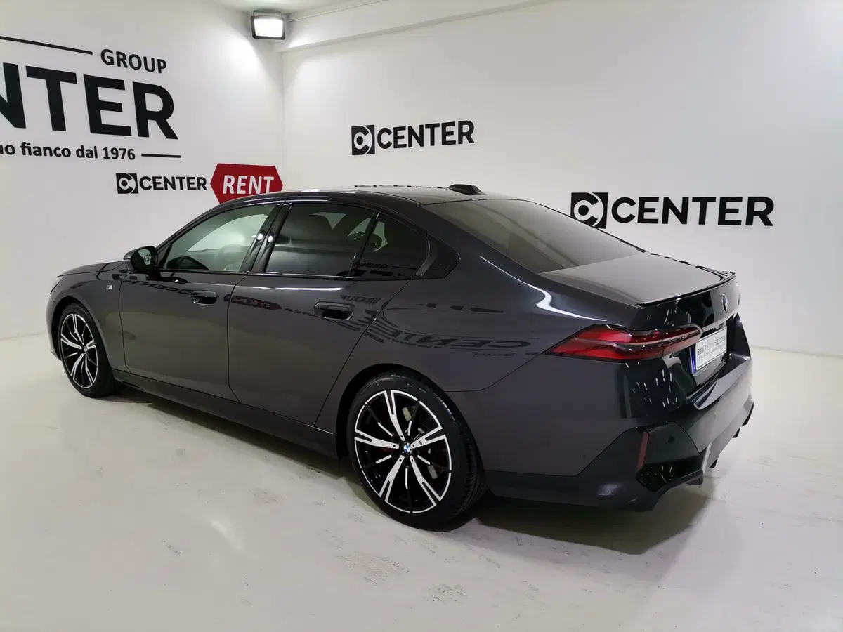 BMW Serie 5 usata a Salerno (4)