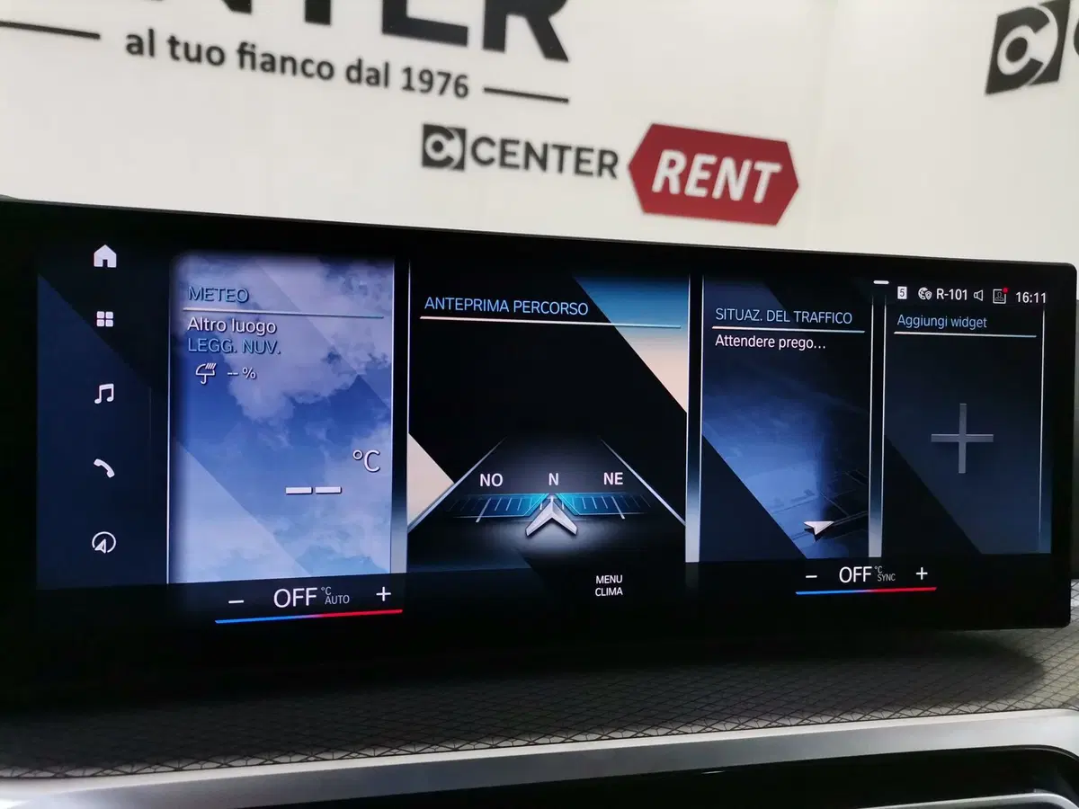 BMW i4 usata a Salerno (14)