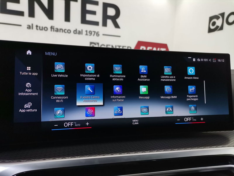 BMW i4 usata a Salerno (19)