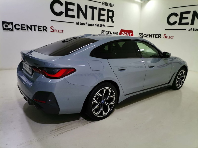 BMW i4 usata a Salerno (6)