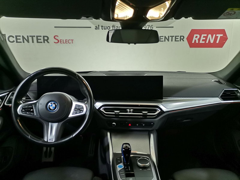 BMW i4 usata a Salerno (7)