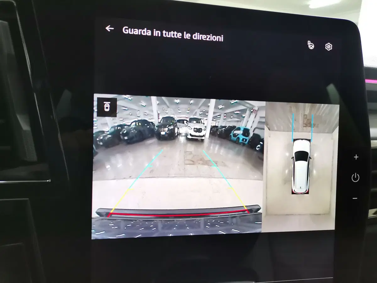 Renault Espace usata a Salerno (12)