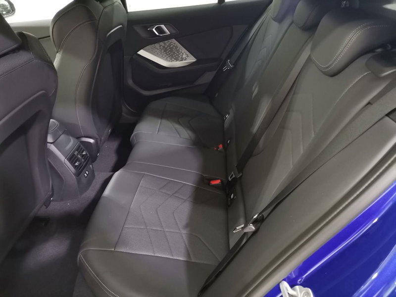 BMW Serie 1 5p. nuova a Salerno (10)