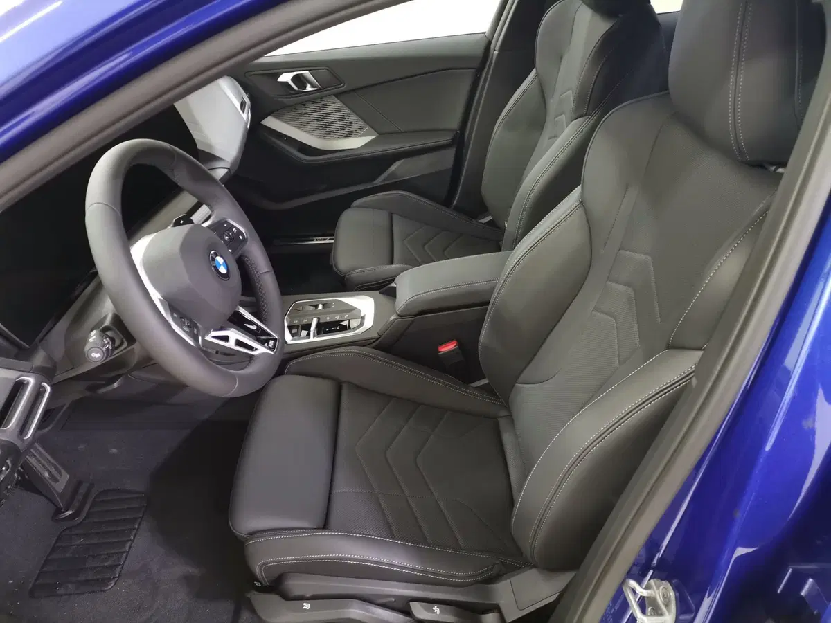 BMW Serie 1 5p. nuova a Salerno (9)