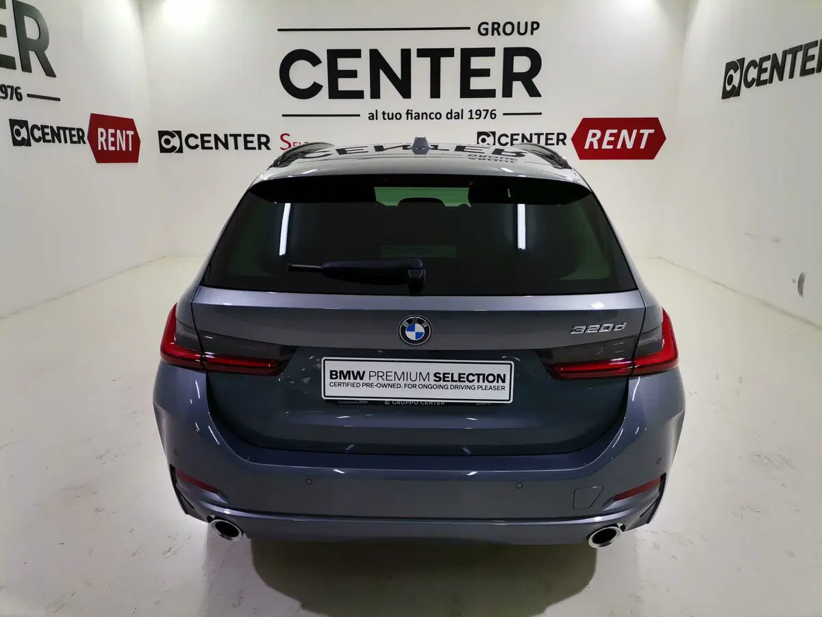 BMW Serie 3 Touring nuova a Salerno (5)