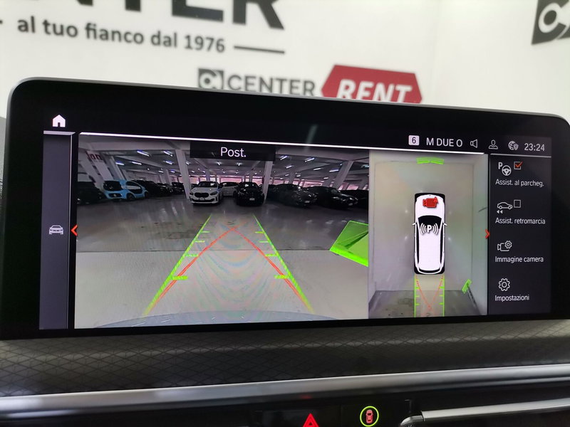 BMW iX3 nuova a Salerno (12)