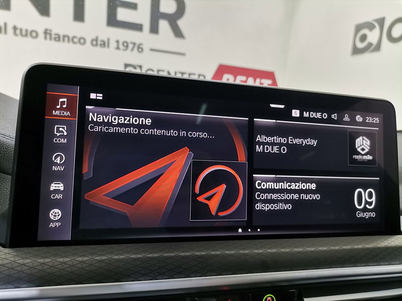 BMW iX3 nuova a Salerno (19)