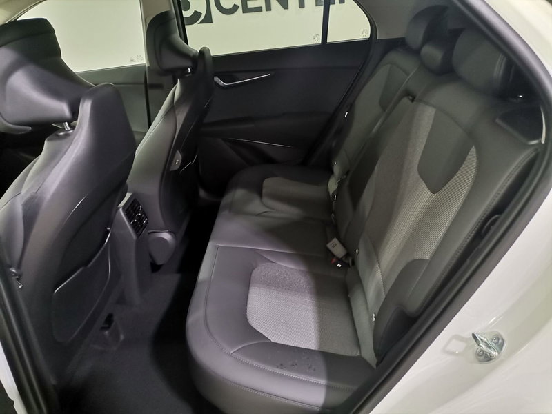 Kia Niro nuova a Salerno (10)