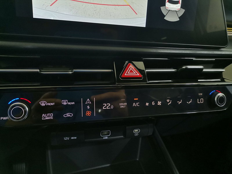 Kia Niro nuova a Salerno (13)