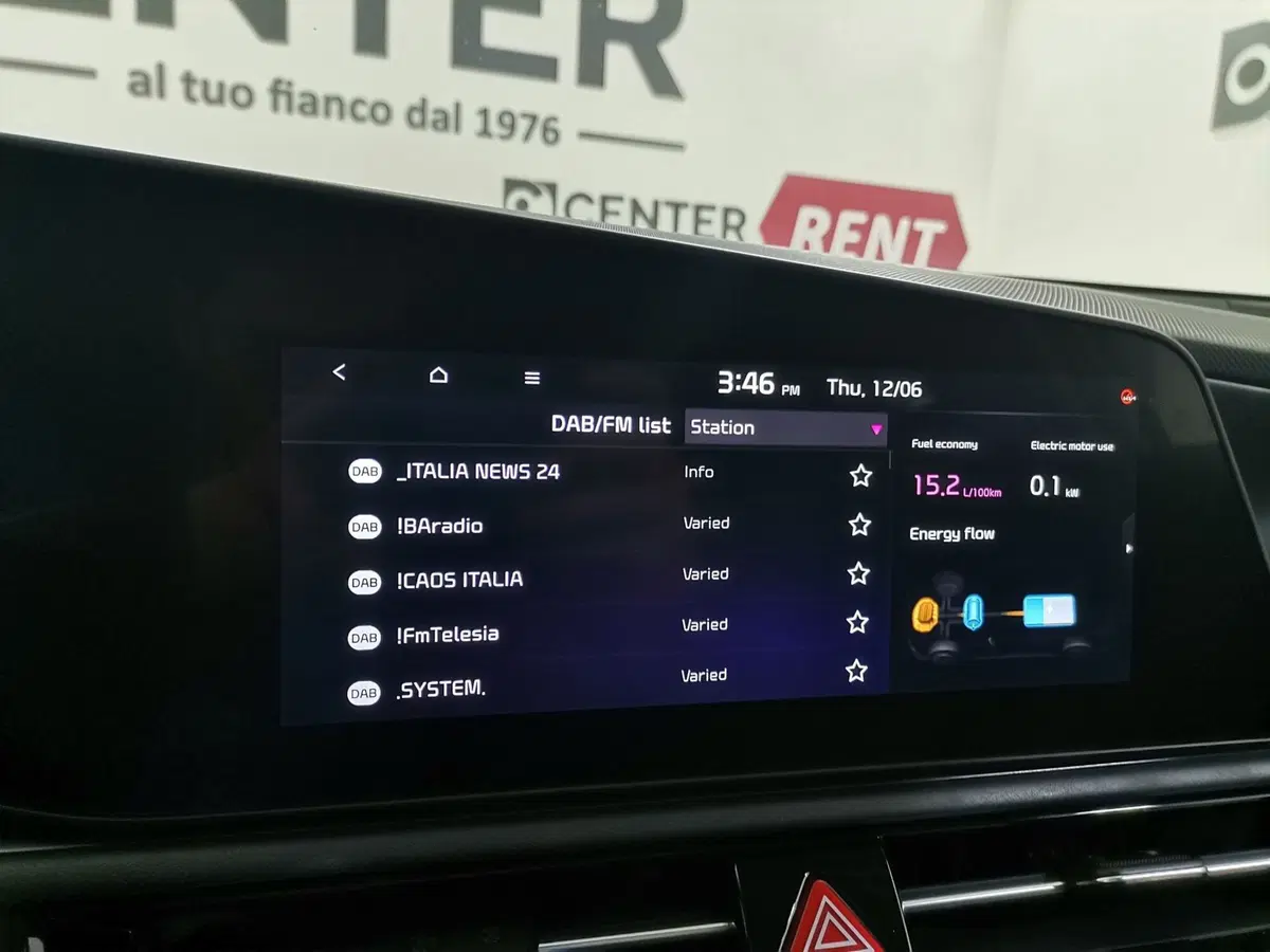 Kia Niro nuova a Salerno (17)